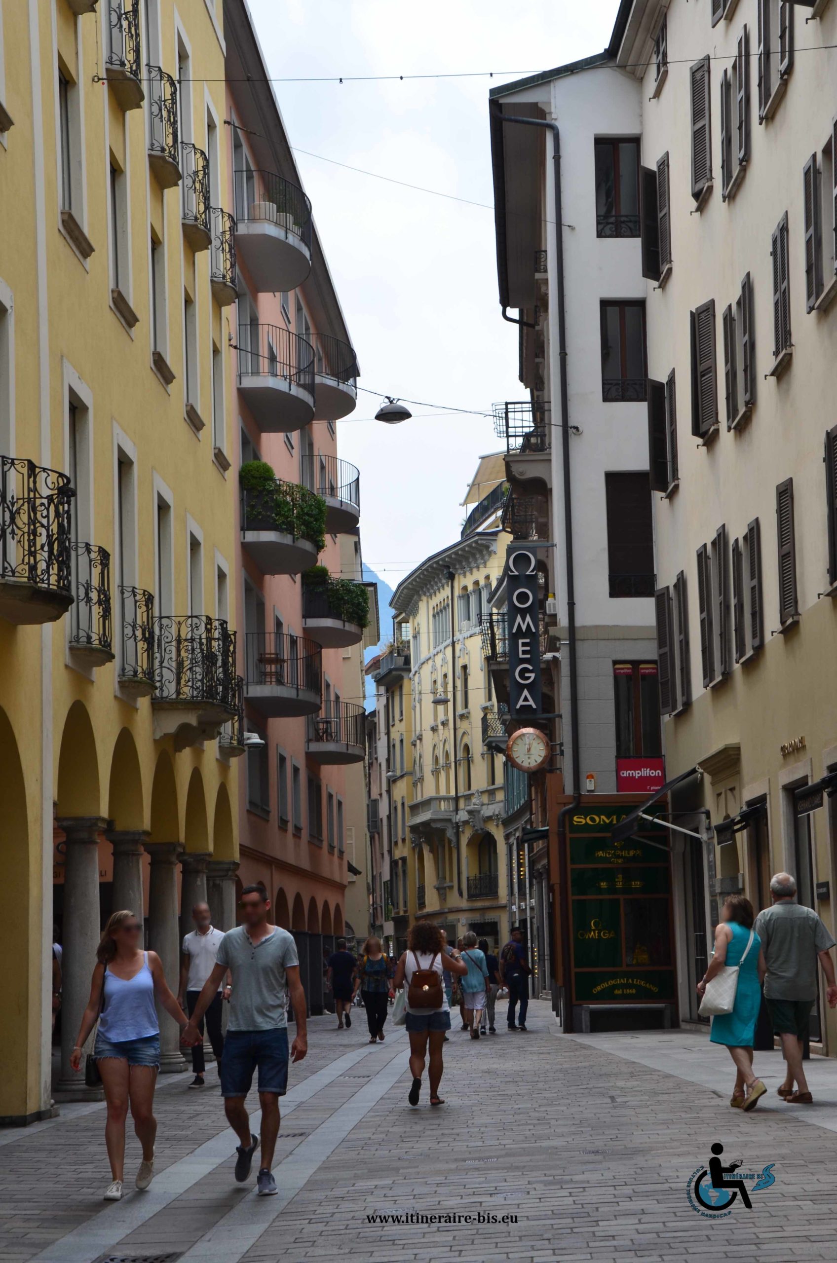 rue étroite de Lugano